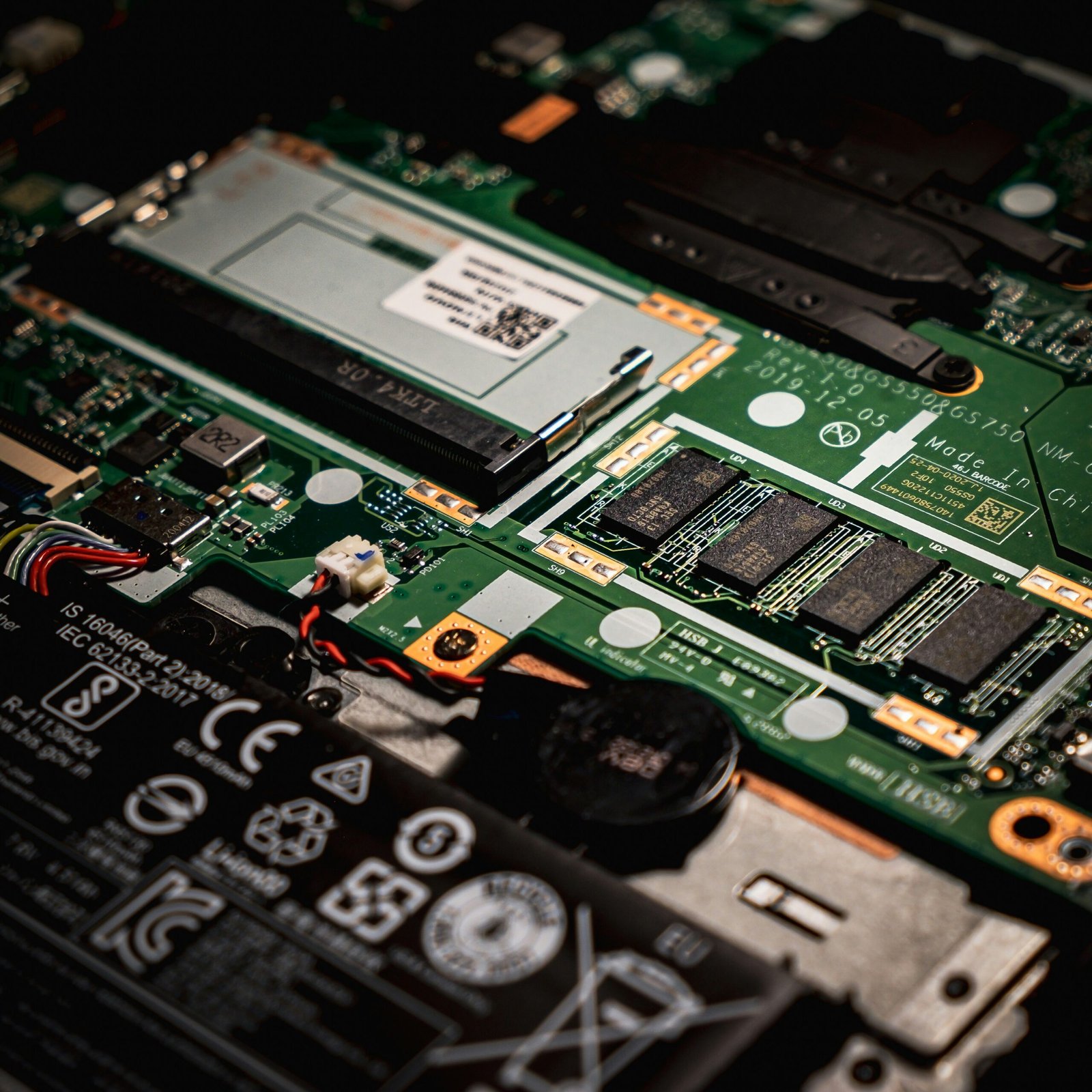 How Much RAM Do You Need for Architecture School? (2026)